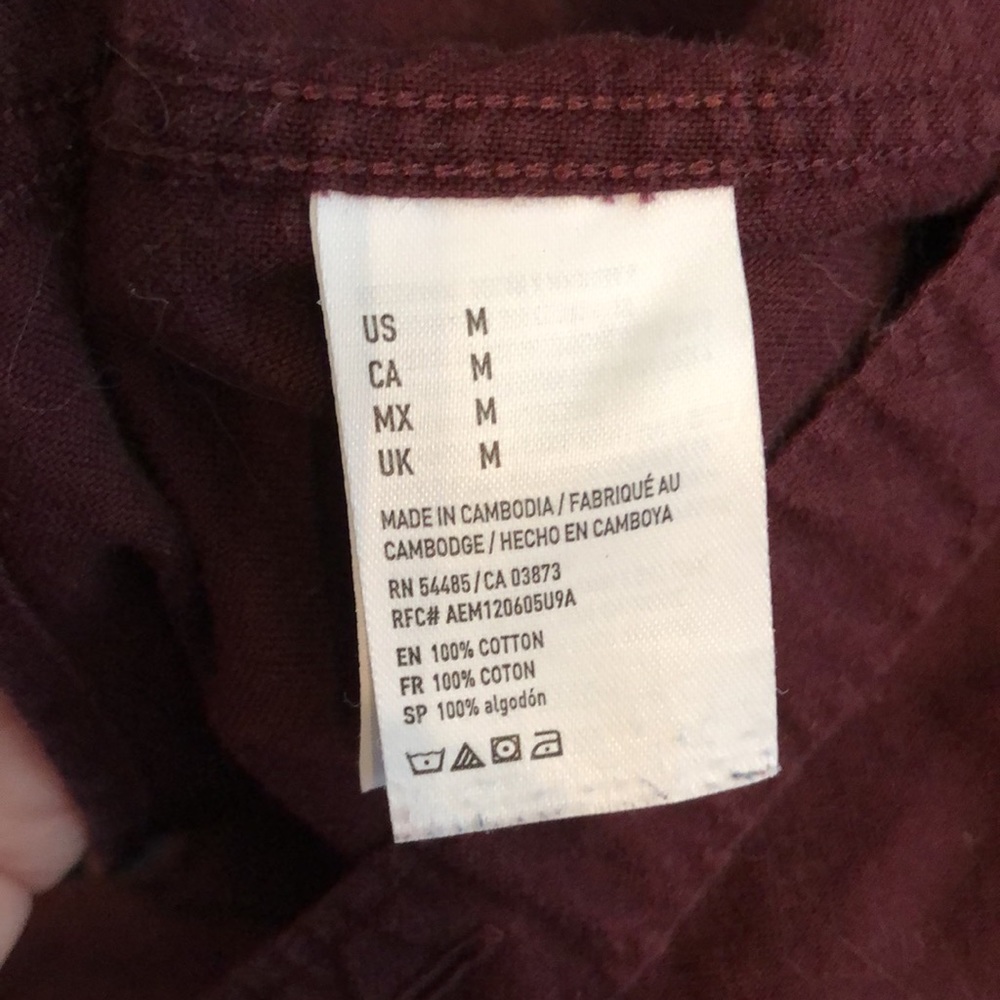 American Eagle Seriously Soft Button Down, Size M - Picture 5 of 5